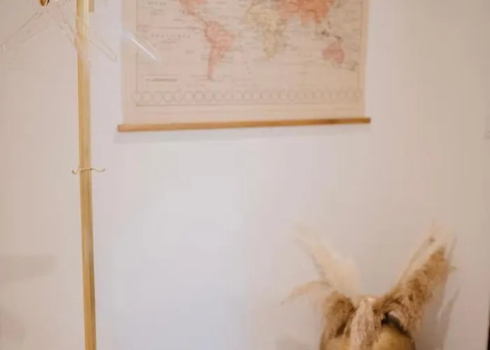 Gemuetliche Zentrumsnahe Wohnung, Eigene Terrasse *