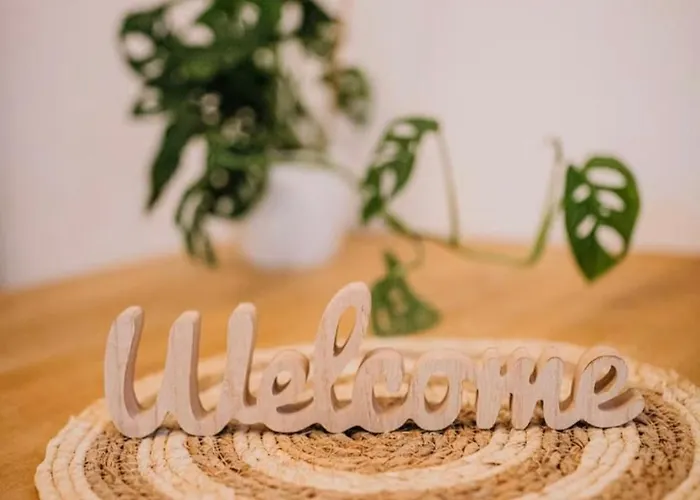 Gemuetliche Zentrumsnahe Wohnung, Eigene Terrasse 쾰른