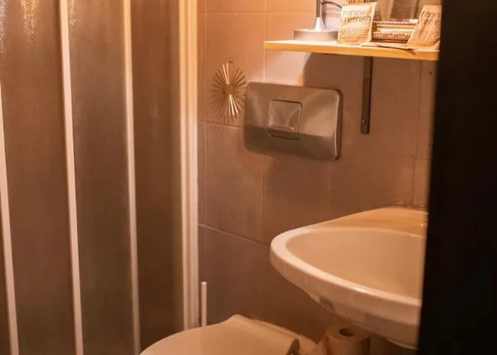 Gemuetliche Zentrumsnahe Wohnung, Eigene Terrasse * Köln